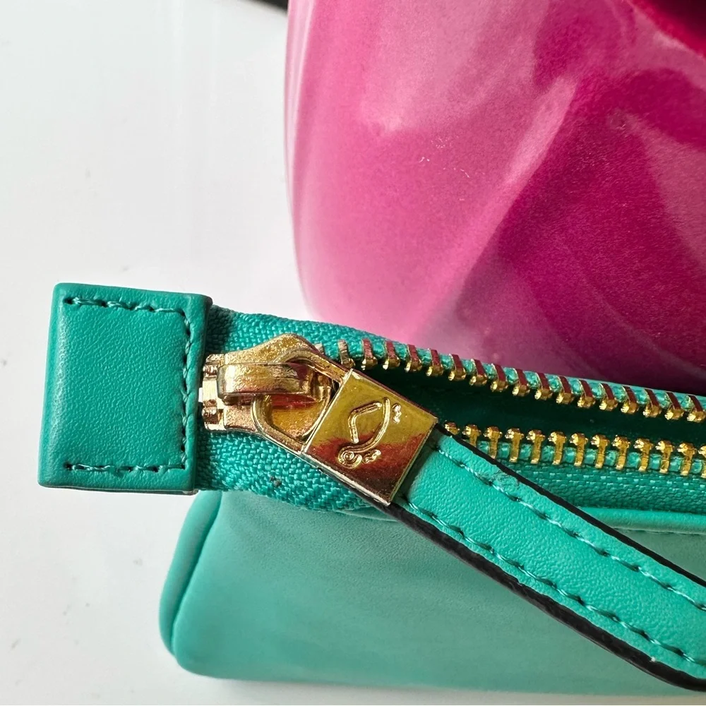 Carpisa Wristlet - Picture 6 of 6